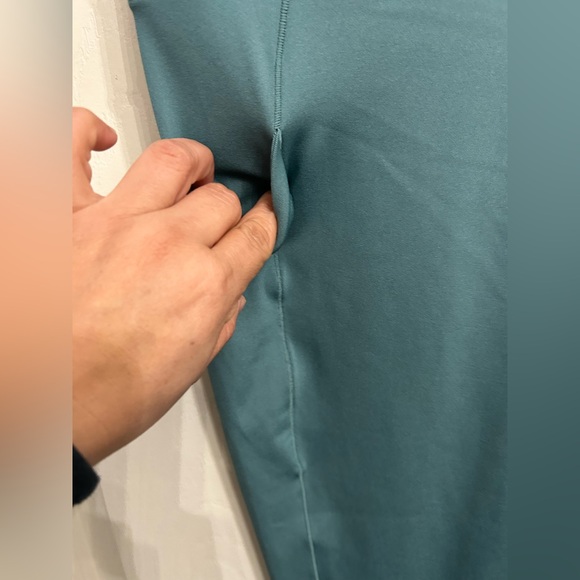 Ariat Teal High-Waisted Leggings women’s size Large - Picture 3 of 6